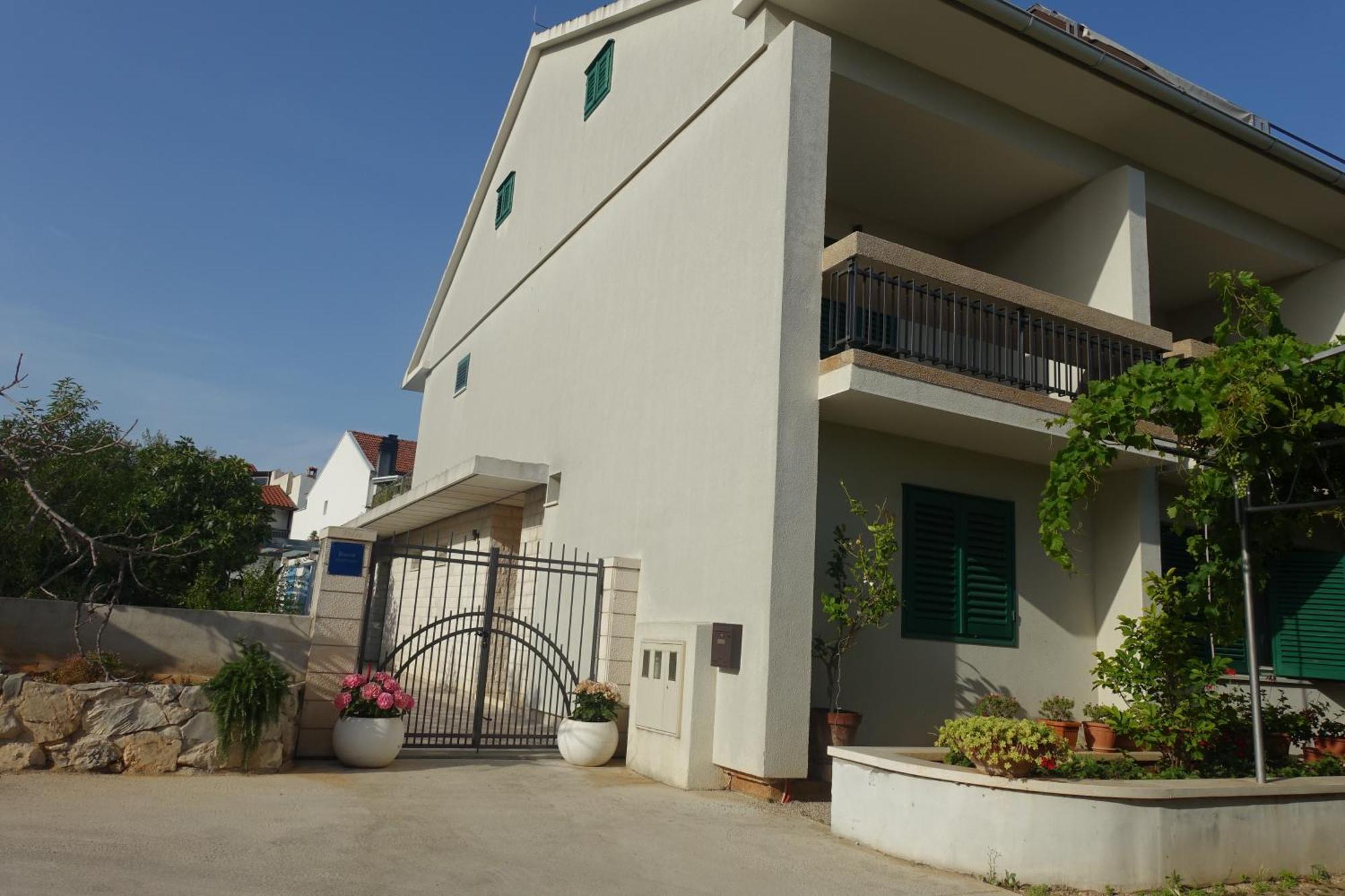 Apartment Tonka Vodice Exteriér fotografie